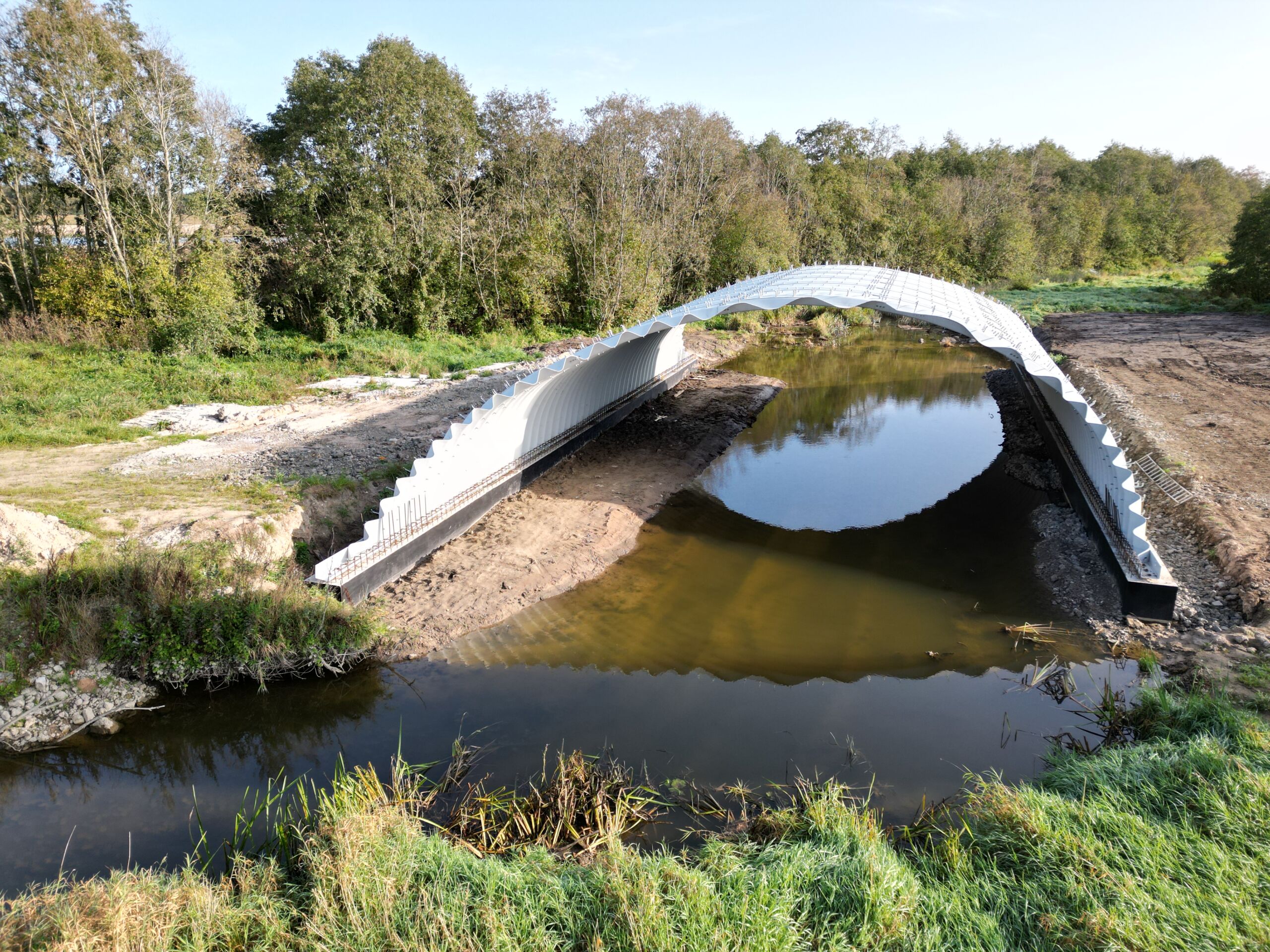 corrugated steel structure css